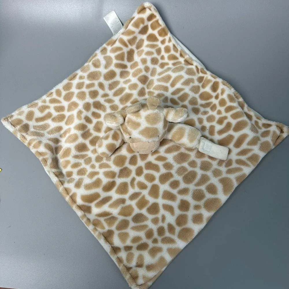 The Unbranded Brand plush giraffe